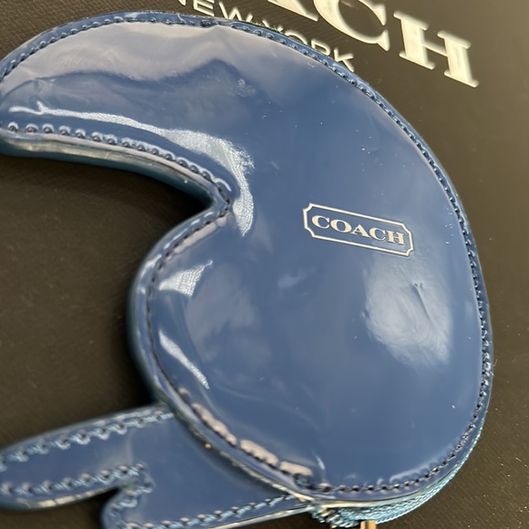 Coach Coin Purse Toucan Red Blue Green White Patent Leather Bird Wallet Card - Picture 5 of 7